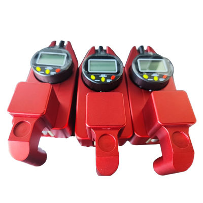 Dokładne czerwone oznakowania drogowe Miara grubości 0,02 mm Dokładność