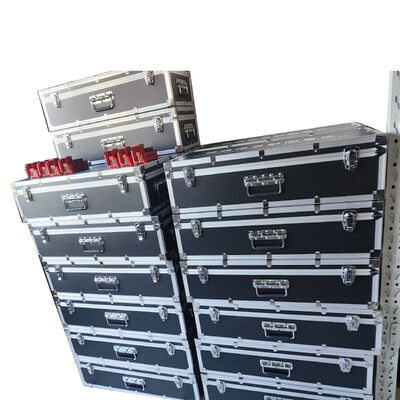 Pamięć masowa 16G Ponad 200000 danych testowych Retroreflektometr Całkowita objętość 700mm X 135mm X 115mm i Temperatura barwowa 2856±50K Standardowe źródło światła A